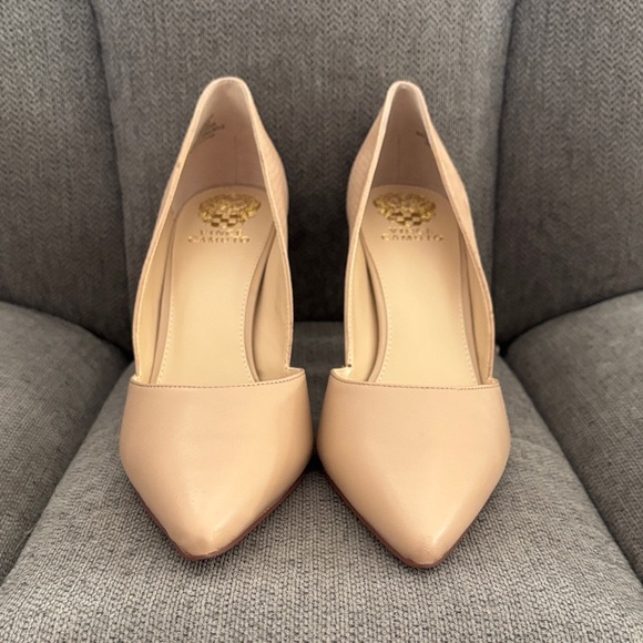 Vince Camuto Blush Heels - Picture 3 of 7